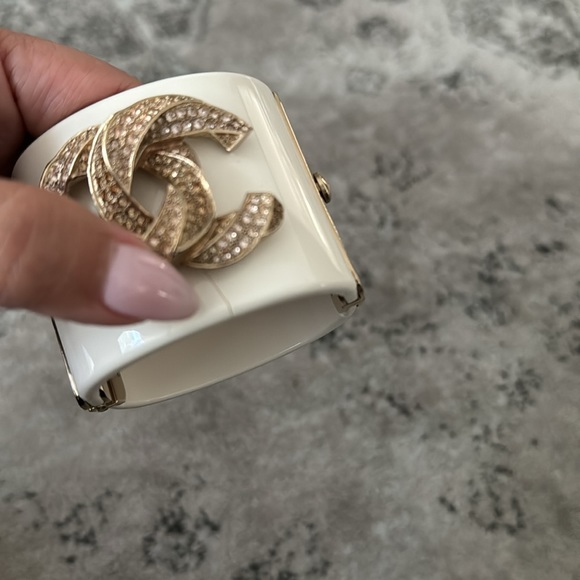 Chanel Cuff - Picture 7 of 10